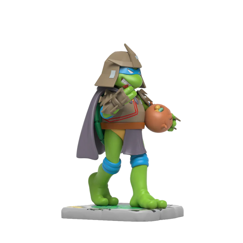 Remixx: Teenage Mutant Ninja Turtle Leonardo Cowa-BOO-nga!